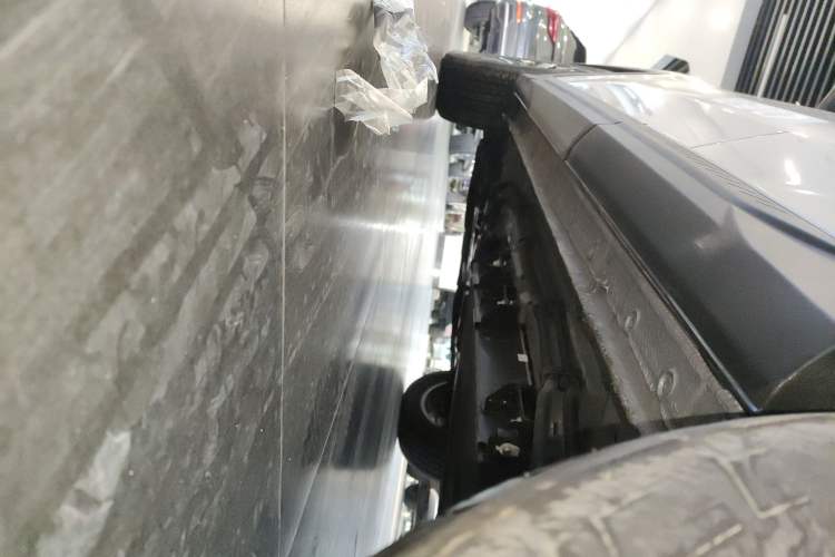 Used JETOUR Shanhai L7 2024 1.5T 120 km MAX 7-Seater Left Side Sill