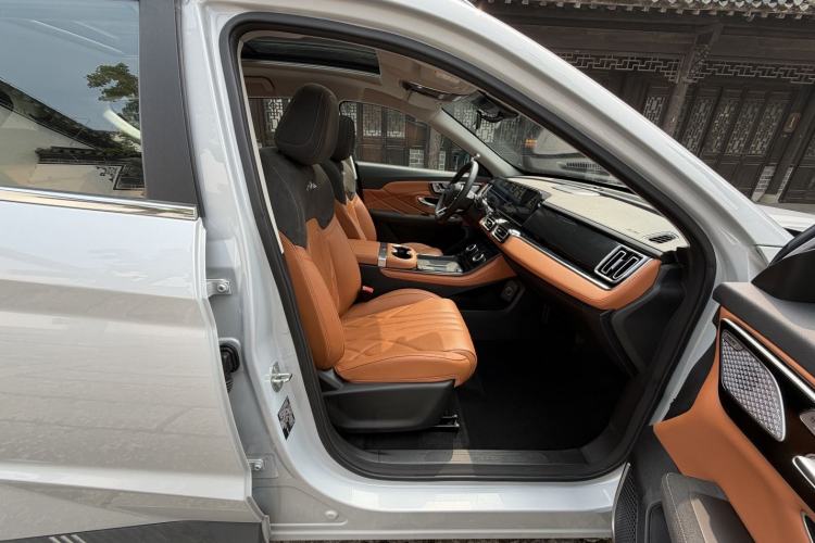 Used JETOUR Shanhai L7 2024 1.5T 120km ULTRA 7-Seater Right Front Seat