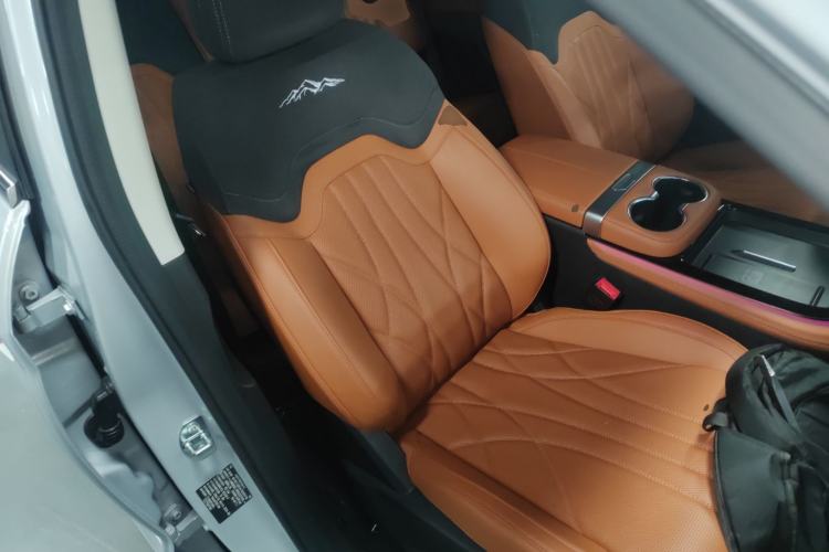 Used JETOUR Shanhai L7 2024 1.5T 120km ULTRA 7-Seater Right Front Seat