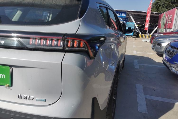 Used JETOUR Shanhai L7 2024 1.5T 120km ULTRA 7-Seater Right Rear Taillight