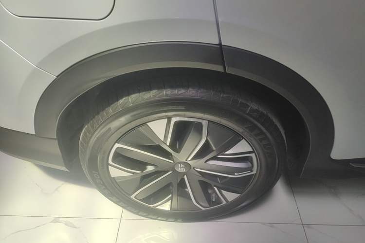 Used JETOUR Shanhai L7 2024 1.5T 120km ULTRA 7-Seater Right Rear Wheel Hub