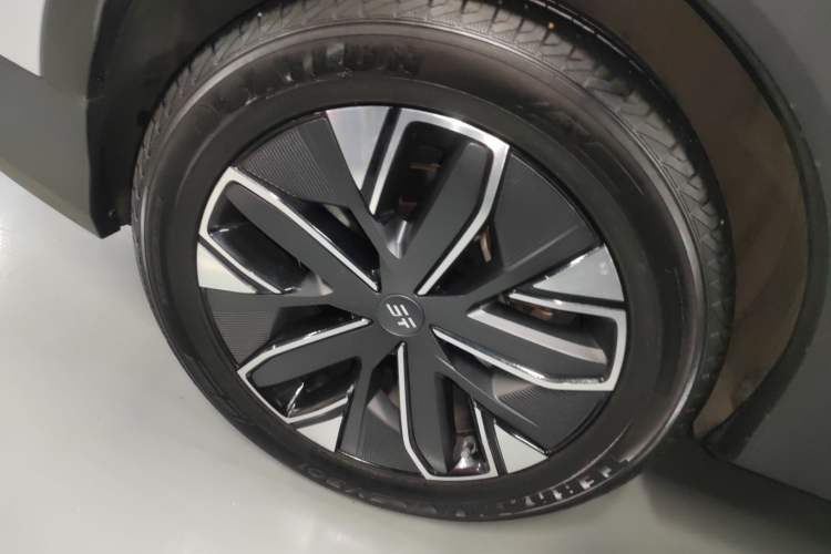 Used JETOUR Shanhai L7 2024 1.5T 120km ULTRA 7-Seater Right Rear Wheel Hub