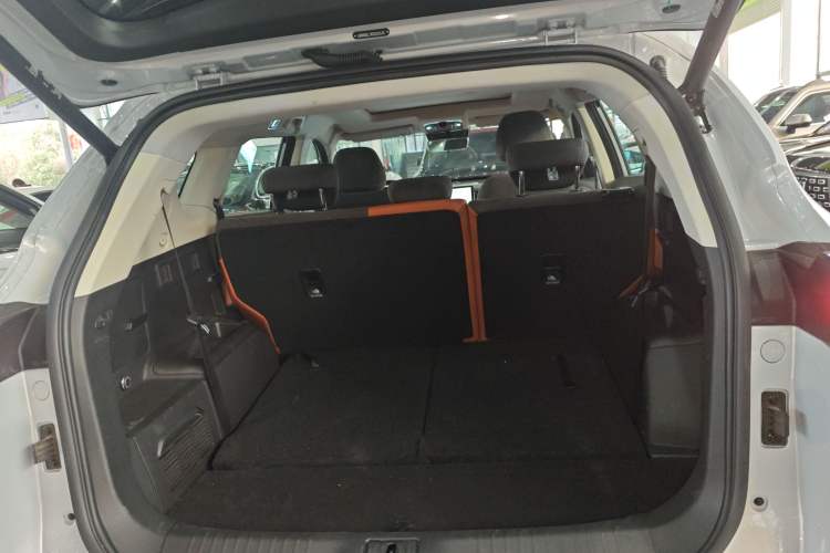 Used JETOUR Shanhai L7 2024 1.5T 120km ULTRA 7-Seater Trunk