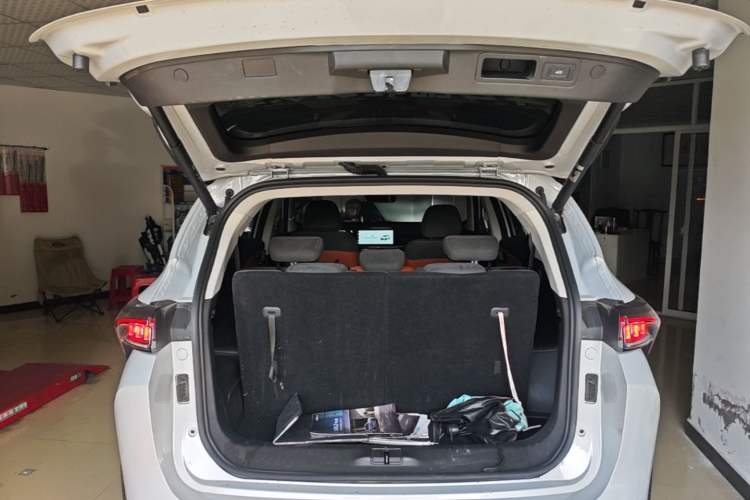 Used JETOUR Shanhai L7 2024 1.5T 120km PRO 7-Seater Trunk