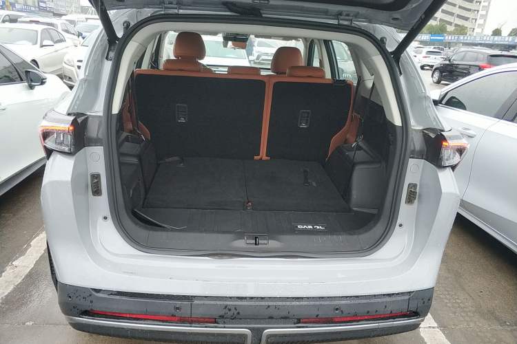 Used JETOUR Shanhai L7 2024 1.5T 120km ULTRA 7-Seater Trunk