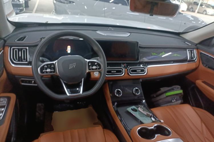 Used JETOUR Shanhai L7 2024 1.5T 120km MAX+ 7-Seater Center Console