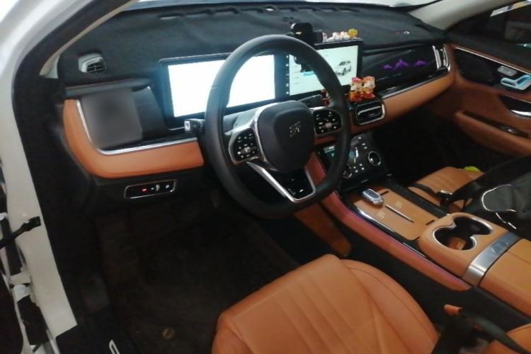 Used JETOUR Shanhai L7 2024 1.5T 120km MAX+ 7-Seater Center Console