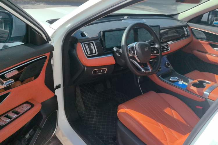 Used JETOUR Shanhai L7 2024 1.5T 120km MAX 5-Seater Driver Seat