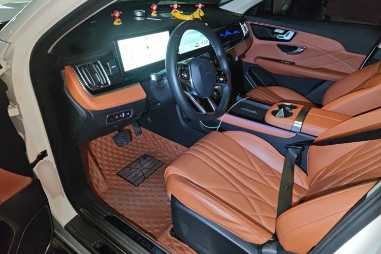 Used JETOUR Shanhai L7 2024 1.5T 120km MAX+ 7-Seater Driver Seat