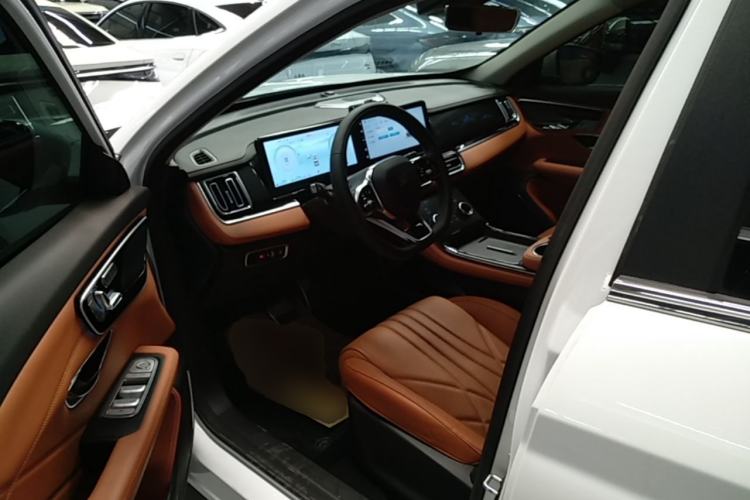 Used JETOUR Shanhai L7 2024 1.5T 120km MAX 5-Seater Driver Seat