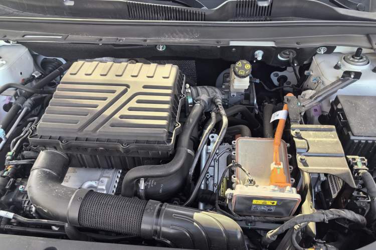 Used JETOUR Shanhai L7 2024 1.5T 120km ULTRA 7-Seater Engine Bay