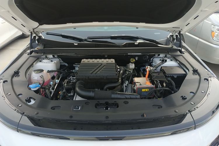 Used JETOUR Shanhai L7 2024 1.5T 120 km MAX 7-Seater Engine Bay