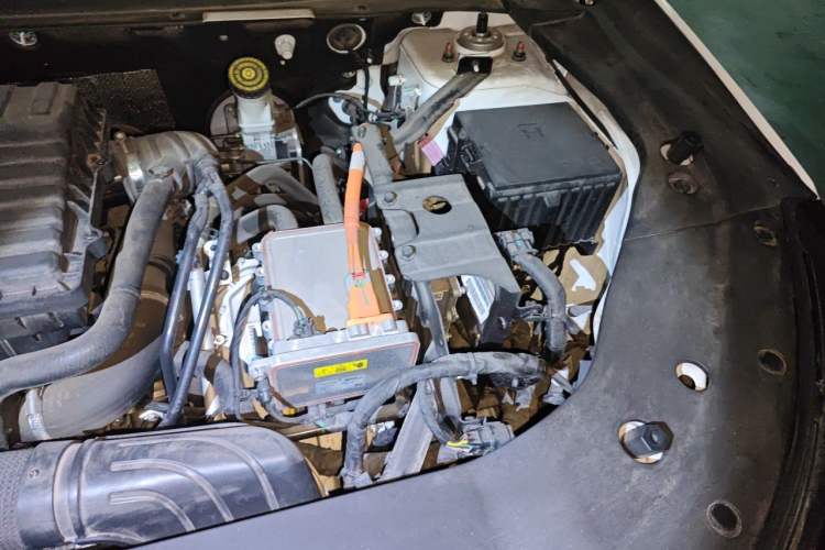 Used JETOUR Shanhai L7 2024 1.5T 120km MAX+ 7-Seater Engine Bay Left