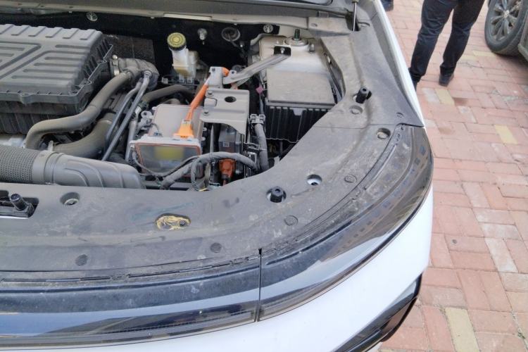 Used JETOUR Shanhai L7 2024 1.5T 120 km MAX 7-Seater Engine Bay Left