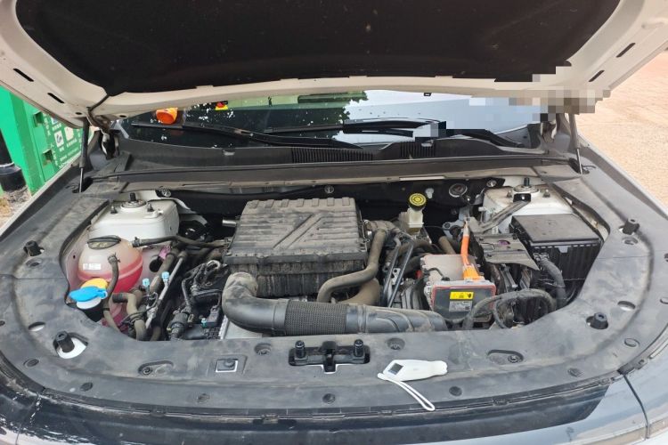 Used JETOUR Shanhai L7 2024 1.5T 120 km MAX 7-Seater Engine Bay