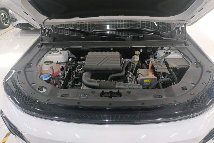 Used JETOUR Shanhai L7 2024 1.5T 120km MAX+ 7-Seater Engine Bay