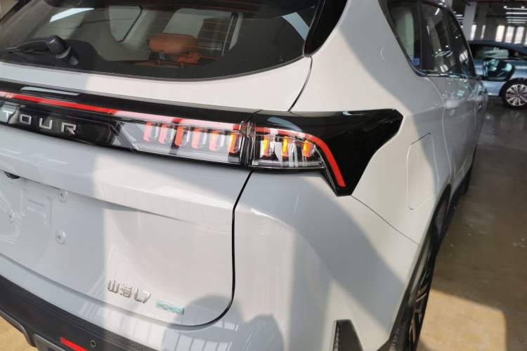 Used JETOUR Shanhai L7 2024 1.5T 120 km ULTRA 5-seater Exterior 3