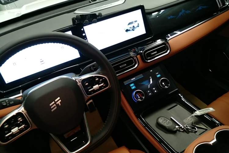 Used JETOUR Shanhai L7 2024 1.5T 120km MAX 5-Seater Gear Lever
