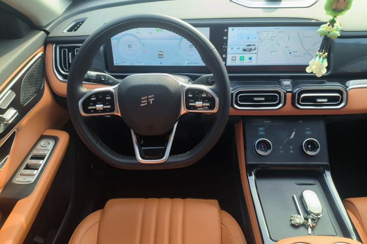 Used JETOUR Shanhai L7 2024 1.5T 120 km MAX 7-Seater Interior 2