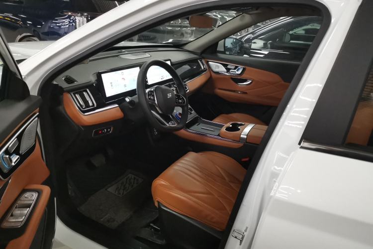 Used JETOUR Shanhai L7 2024 1.5T 120km ULTRA 7-Seater Interior 3