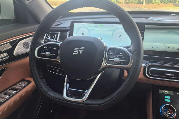 Used JETOUR Shanhai L7 2024 1.5T 120km ULTRA 7-Seater Interior 4