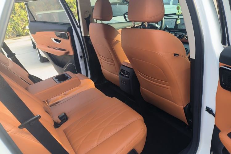 Used JETOUR Shanhai L7 2024 1.5T 120 km MAX 7-Seater Interior 6
