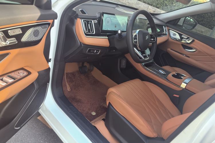 Used JETOUR Shanhai L7 2024 1.5T 120km ULTRA 7-Seater Left Front Seat