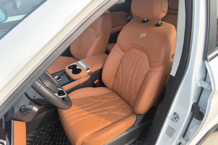 Used JETOUR Shanhai L7 2024 1.5T 120km ULTRA 7-Seater Left Front Seat