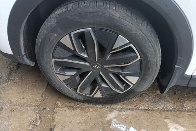 Used JETOUR Shanhai L7 2024 1.5T 120 km MAX 7-Seater Left Front Wheel Hub