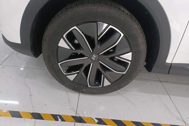 Used JETOUR Shanhai L7 2024 1.5T 120km MAX+ 7-Seater Left Front Wheel Hub