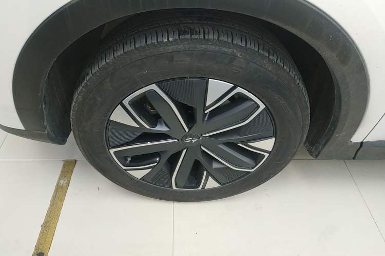 Used JETOUR Shanhai L7 2024 1.5T 120km ULTRA 7-Seater Left Front Wheel Hub