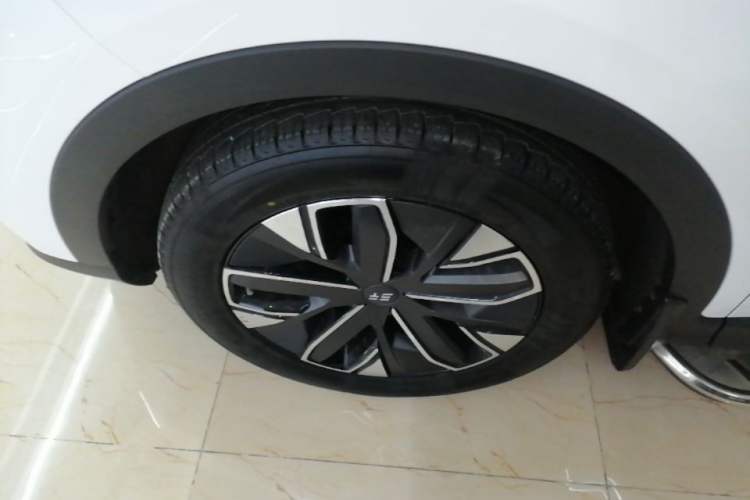 Used JETOUR Shanhai L7 2024 1.5T 120km MAX+ 7-Seater Left Front Wheel Hub
