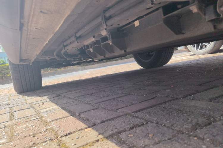 Used JETOUR Shanhai L7 2024 1.5T 120km MAX 5-Seater Left Side Sill