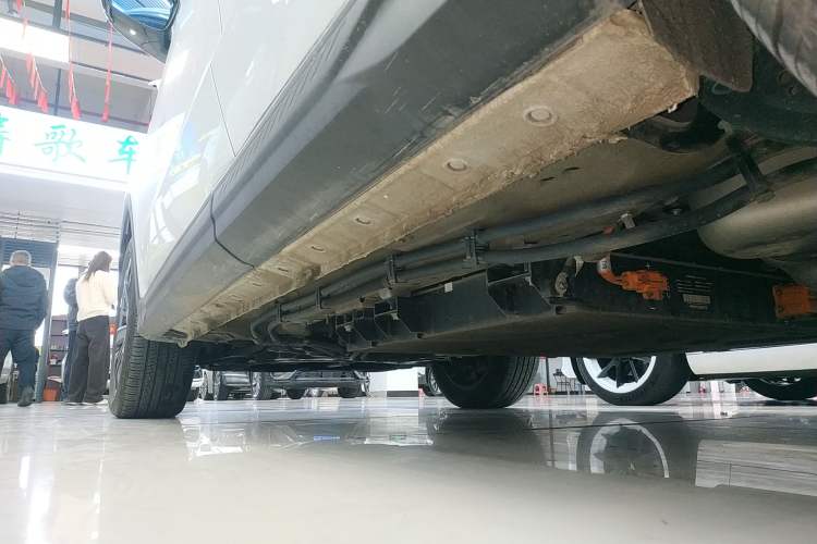 Used JETOUR Shanhai L7 2024 1.5T 120km ULTRA 7-Seater Left Side Sill