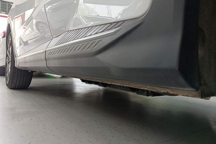 Used JETOUR Shanhai L7 2024 1.5T 120km MAX+ 7-Seater Left Side Sill
