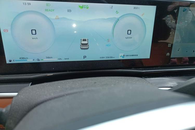 Used JETOUR Shanhai L7 2024 1.5T 120 km MAX 7-Seater Odometer Close Up