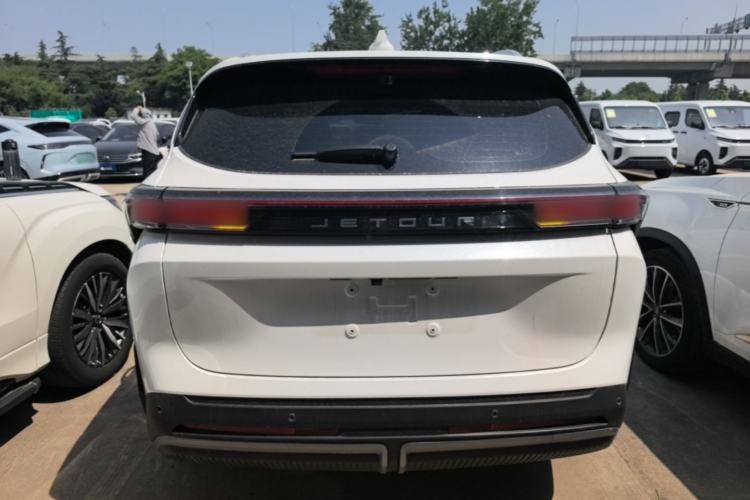 Used JETOUR Shanhai L7 2024 1.5T 120km MAX 5-Seater Rear