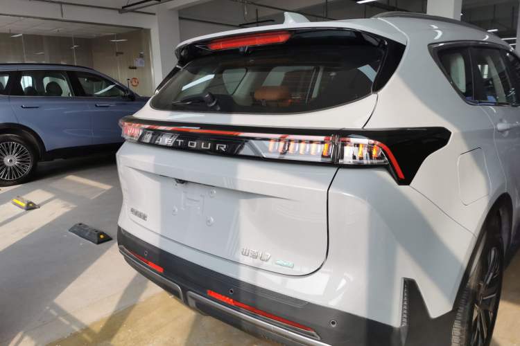Used JETOUR Shanhai L7 2024 1.5T 120 km ULTRA 5-seater Rear