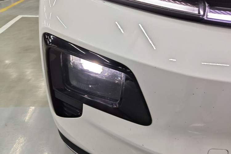 Used JETOUR Shanhai L7 2024 1.5T 120km MAX 5-Seater Right Front Headlight