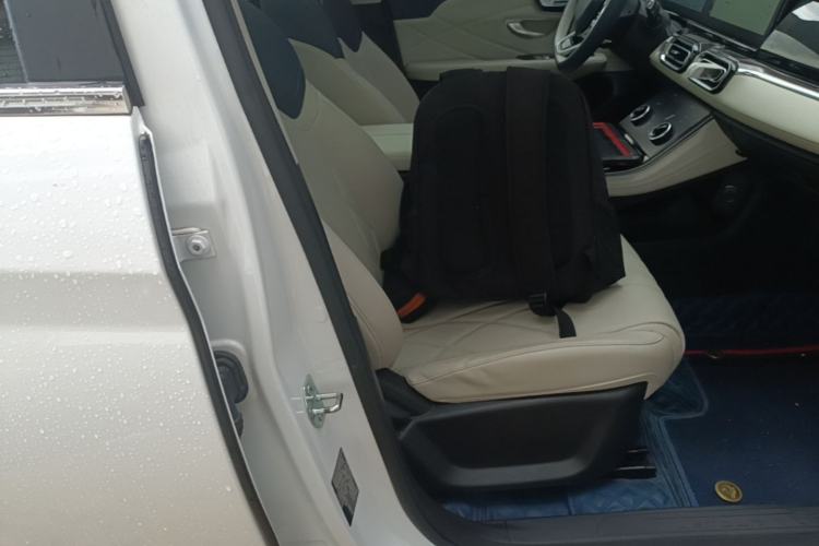 Used JETOUR Shanhai L7 2024 1.5T 120 km MAX 7-Seater Right Front Seat