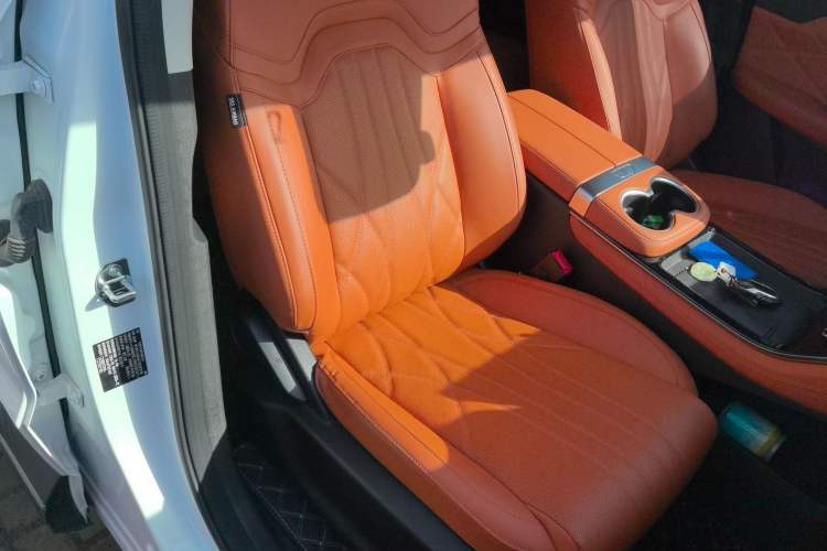 Used JETOUR Shanhai L7 2024 1.5T 120km MAX 5-Seater Right Front Seat