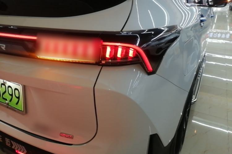 Used JETOUR Shanhai L7 2024 1.5T 120km MAX+ 7-Seater Right Rear Taillight