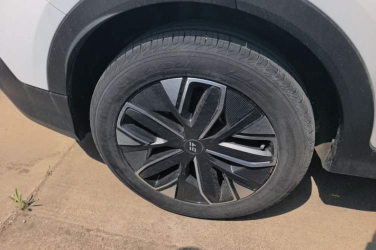 Used JETOUR Shanhai L7 2024 1.5T 120km MAX 5-Seater Right Rear Wheel Hub