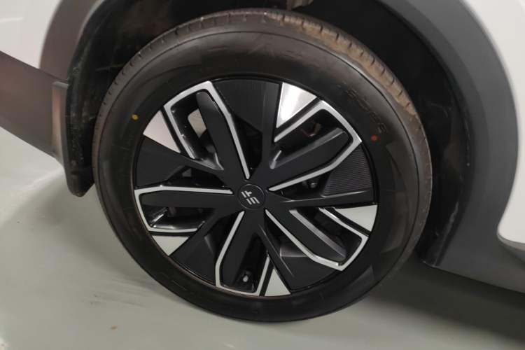 Used JETOUR Shanhai L7 2024 1.5T 120km MAX+ 7-Seater Right Rear Wheel Hub