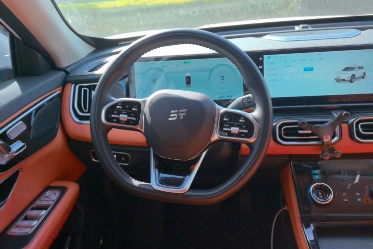Used JETOUR Shanhai L7 2024 1.5T 120km MAX 5-Seater Steering Wheel