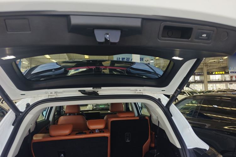 Used JETOUR Shanhai L7 2024 1.5T 120km ULTRA 7-Seater Trunk