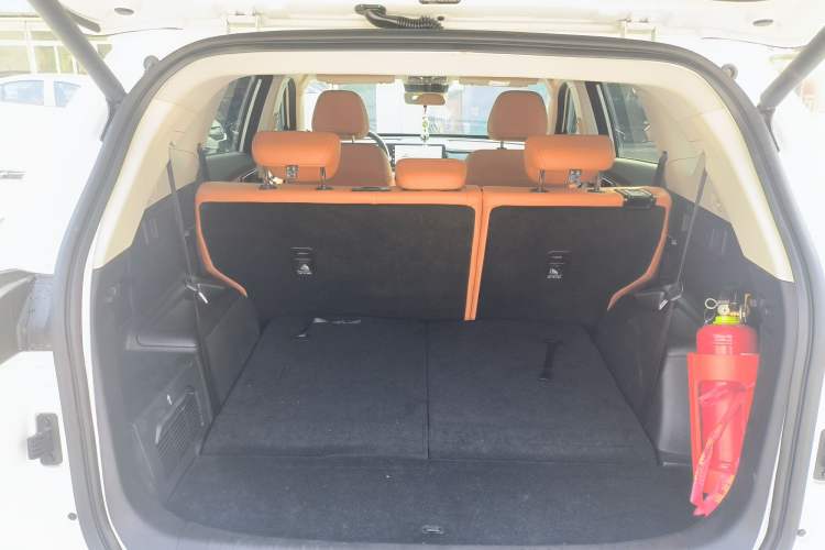 Used JETOUR Shanhai L7 2024 1.5T 120 km MAX 7-Seater Trunk