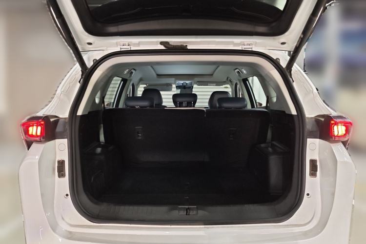 Used JETOUR Shanhai L7 2024 1.5T 120km MAX 5-Seater Trunk