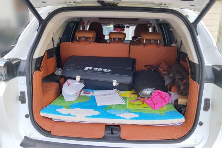 Used JETOUR Shanhai L7 2024 1.5T 120 km MAX 7-Seater Trunk