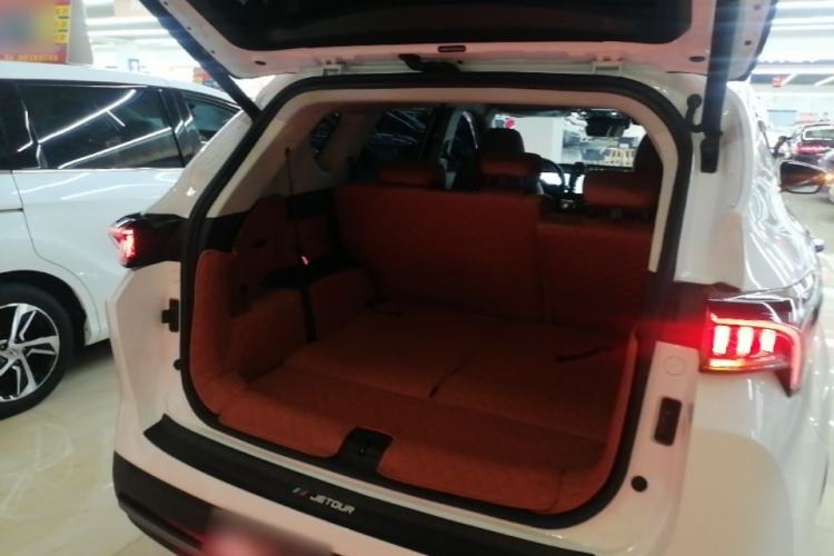 Used JETOUR Shanhai L7 2024 1.5T 120km MAX+ 7-Seater Trunk
